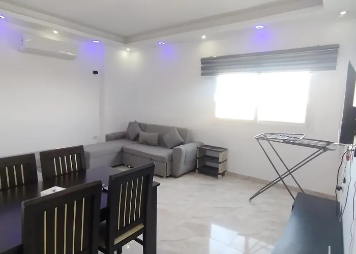 Selina Bay M Apartment